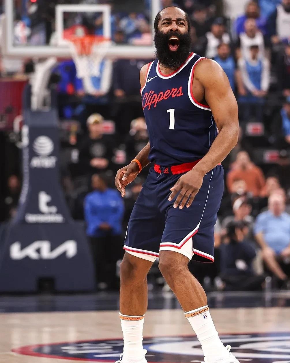 NBA交易市场最新动态：骑士完成引援,（NBA交易市场快讯：骑士官宣完成补强）