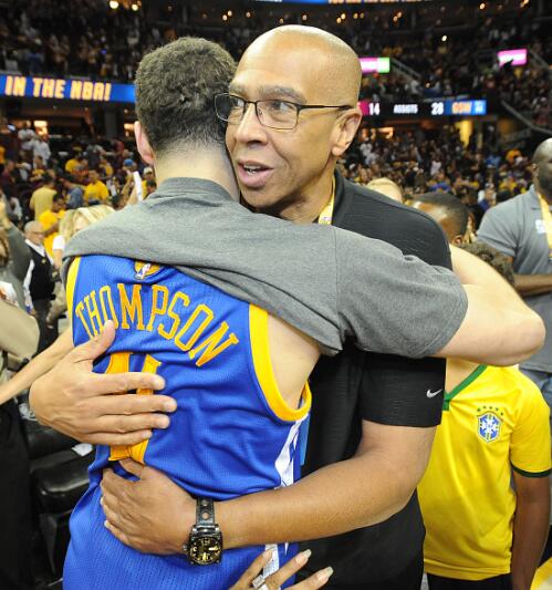 23.34岁，巴萨客战贝蒂斯首发平均年龄创队史95年来最低纪录（巴萨客战贝蒂斯首发均龄仅23.34岁，创队史近95年新低）