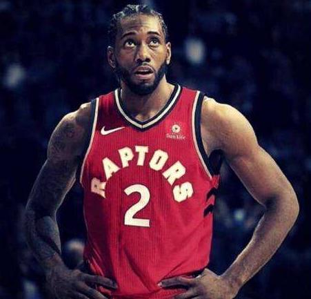 持续稳定！阿森纳大将萨利巴在北伦敦德比中表现出色（稳定如一！阿森纳中卫萨利巴北伦敦德比表现抢眼）