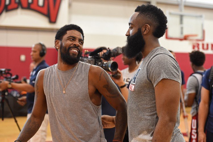 日职联半场：莱奥破门被吹，鹿岛鹿角暂0-0横滨FC（日职联半场战报：莱奥进球被判无效，鹿岛鹿角0-0横滨FC）